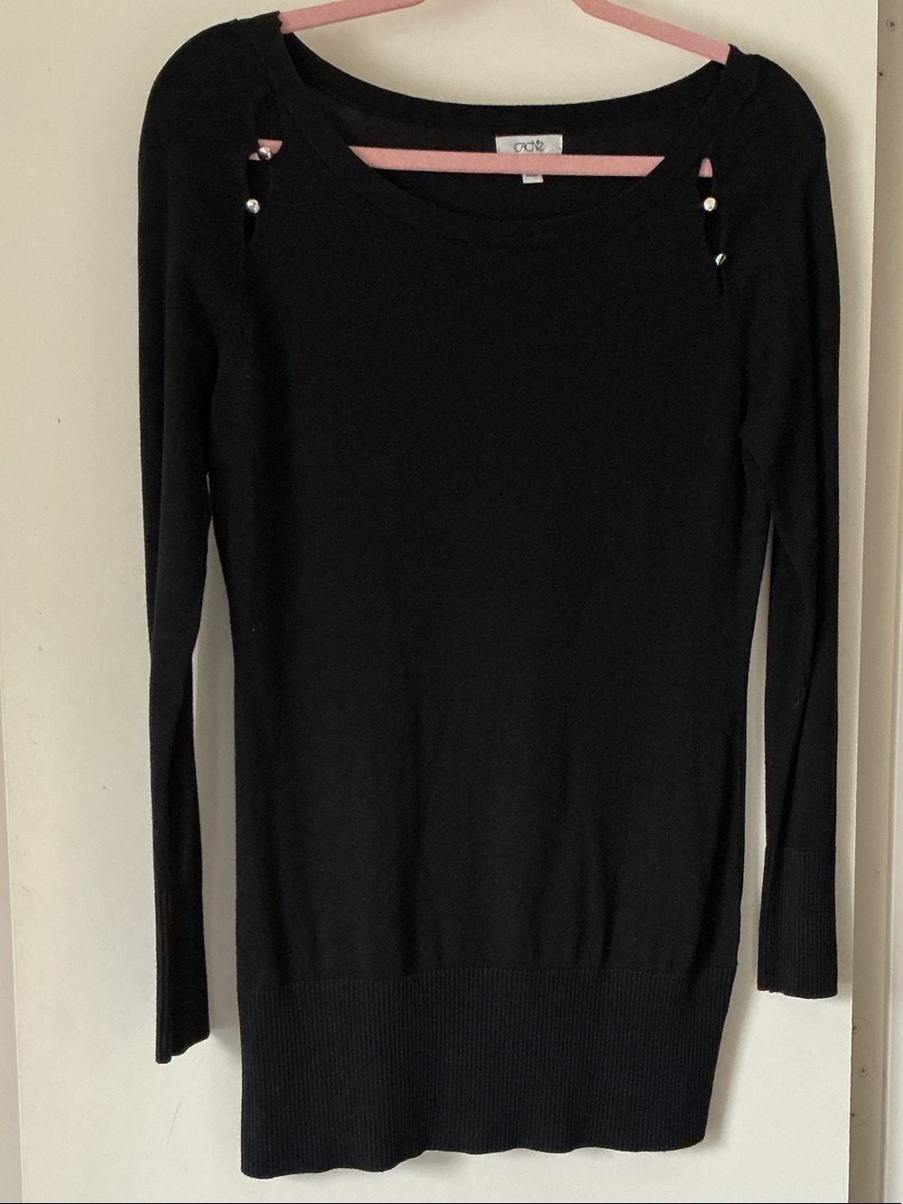 CACHE Black Long-Sleeve Sweater with Shoulder Cutouts
